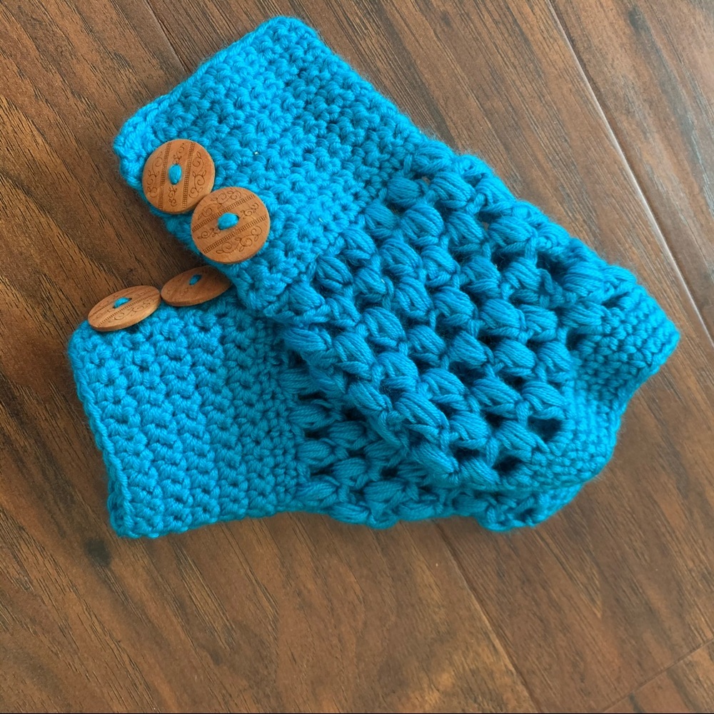 Handmade Hand Mits